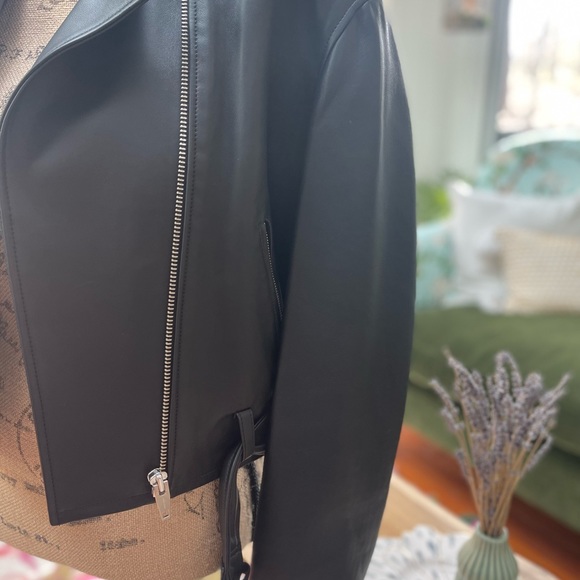 ❤️❤️❤️ The Kooples Worn Once Lambskin Leather Moto Jacket Size M (2) - Picture 7 of 16